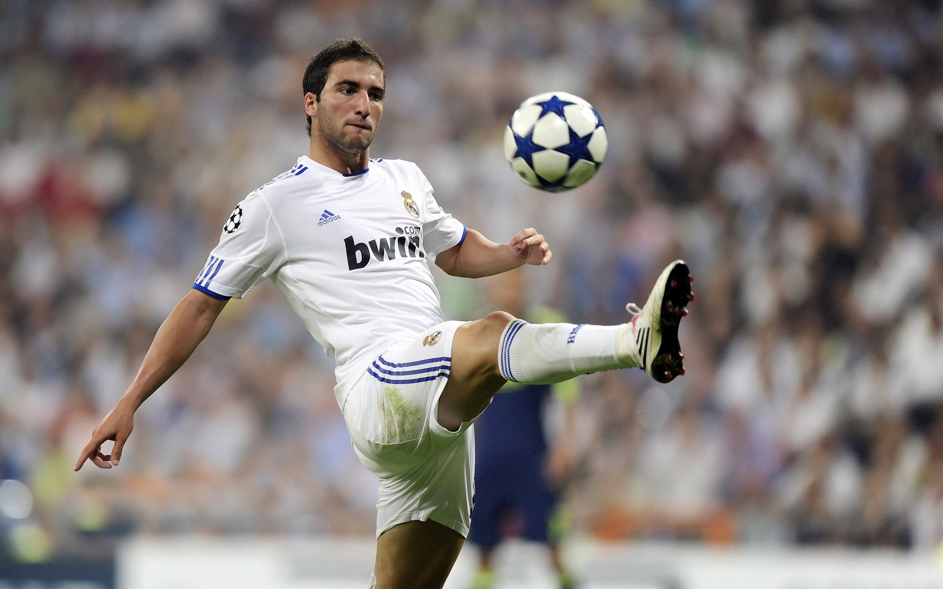 澳网战况:上海申花防线稳固,罗马进攻受阻,凯恩成最佳