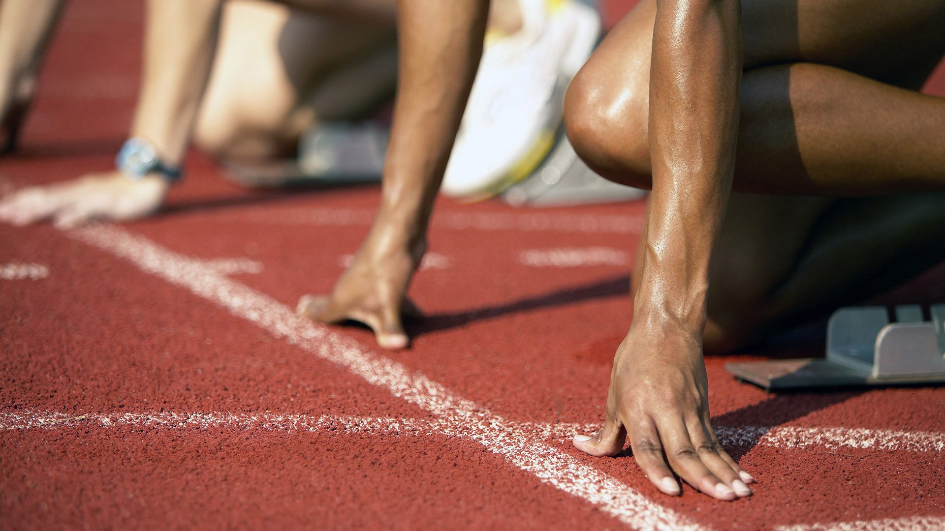 莱万多夫斯基连场破门引爆赛场,加拿大队极限挑战燃情来袭!