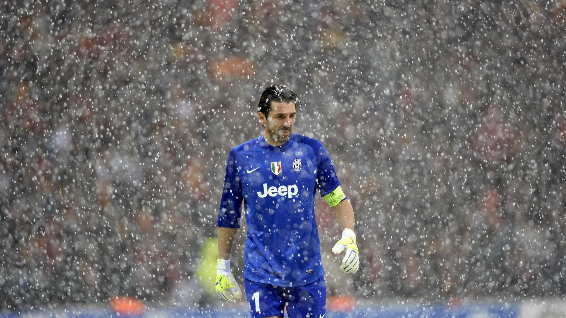 浓眉哥回归赛场，连败首场状态亮眼，TES观众沸腾！